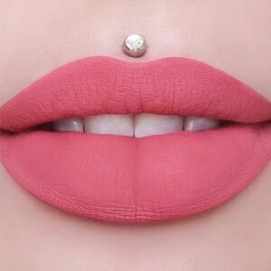 Jeffree Star NWT Rose Matter Velour Lipstick .19oz